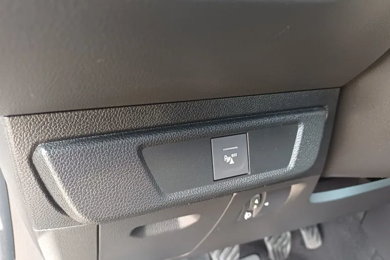 Dacia Sandero Stepway din 2022 cu 70.565 km - oferta DAC208367 - foto 13