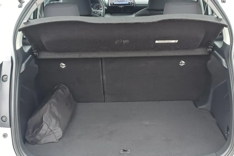 Toyota Yaris din 2021 cu 80.611 km - oferta TOY208368 - foto 6