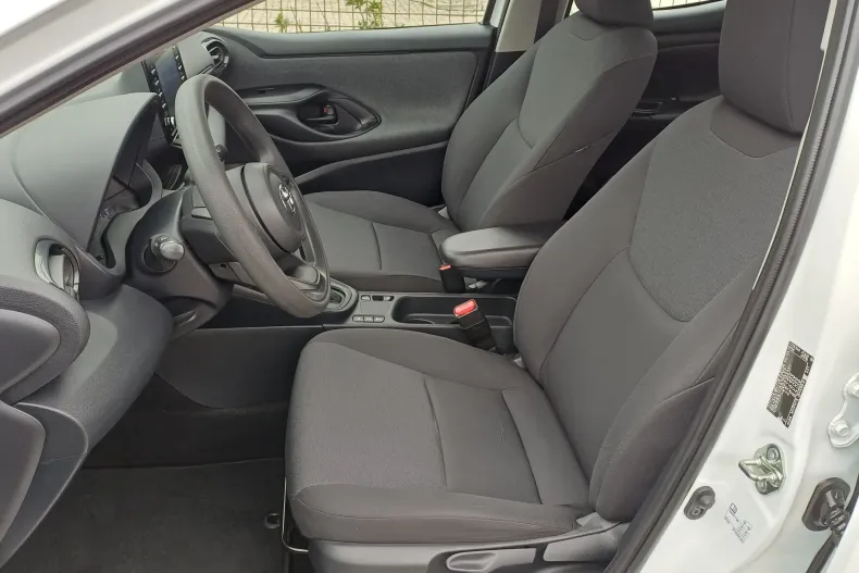 Toyota Yaris din 2021 cu 80.611 km - oferta TOY208368 - foto 9