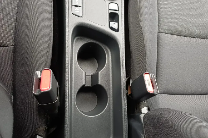 Toyota Yaris din 2021 cu 80.611 km - oferta TOY208368 - foto 22