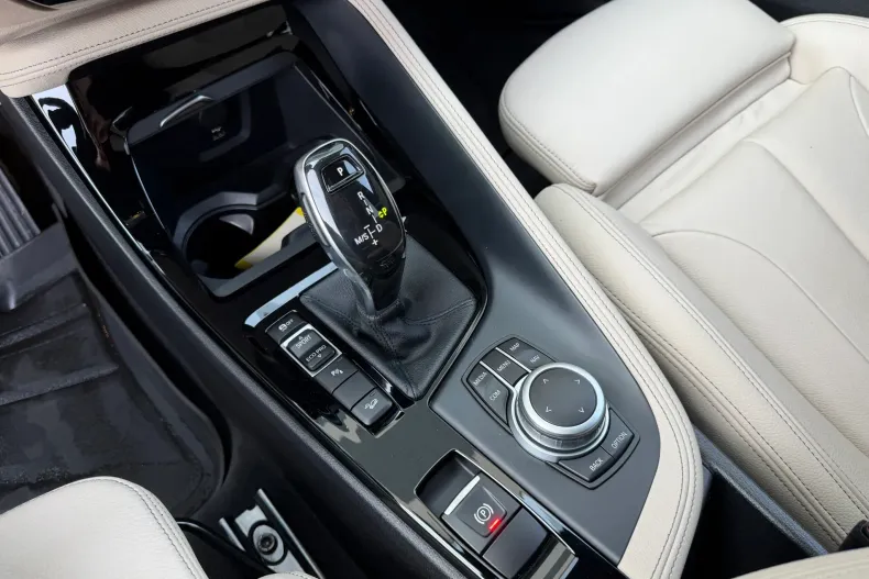 BMW X1 (Seria X) din 2020 cu 75.393 km - oferta BMW208371 - foto 25