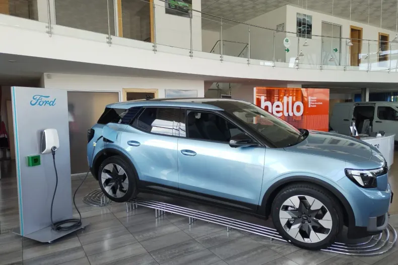 Ford Explorer din 2026 cu 1 km - oferta FOR208375 - foto 1