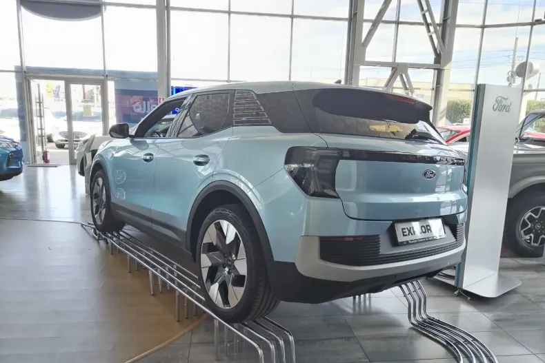 Ford Explorer din 2026 cu 1 km - oferta FOR208375 - foto 2