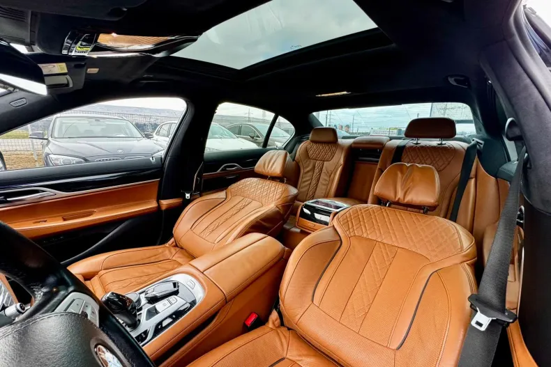 BMW 730d (Seria 7) din 2020 cu 135.278 km - oferta BMW208383 - foto 27