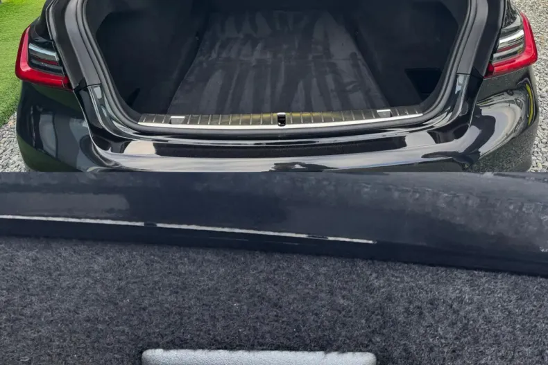 BMW 730d (Seria 7) din 2020 cu 135.278 km - oferta BMW208383 - foto 39