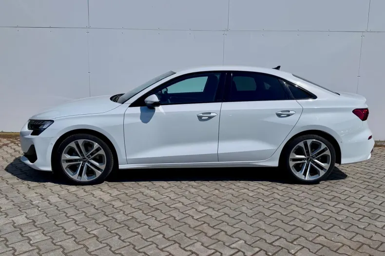 Audi A3 din 2025 cu 2.604 km - oferta AUD208386 - foto 2
