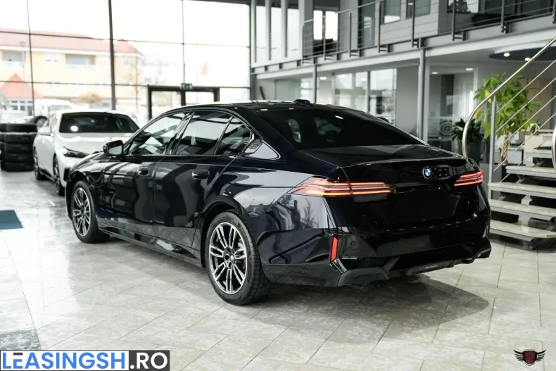 BMW 520i (Seria 5) din 2025 cu 11.855 km - oferta BMW208387 - foto 5