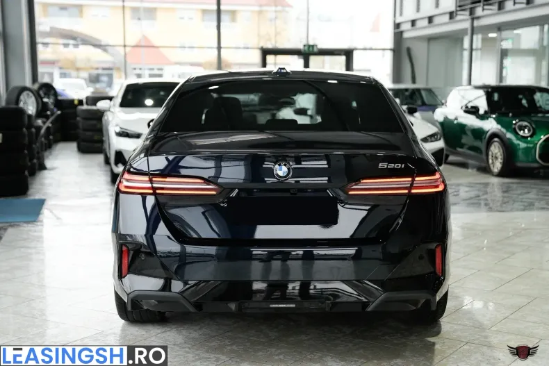 BMW 520i (Seria 5) din 2025 cu 11.855 km - oferta BMW208387 - foto 9