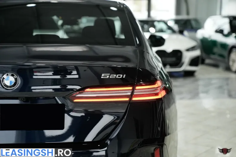 BMW 520i (Seria 5) din 2025 cu 11.855 km - oferta BMW208387 - foto 10