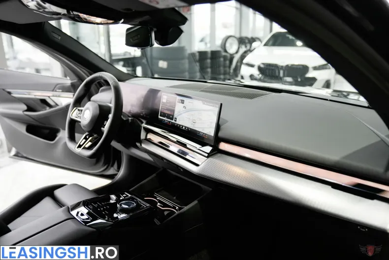 BMW 520i (Seria 5) din 2025 cu 11.855 km - oferta BMW208387 - foto 14