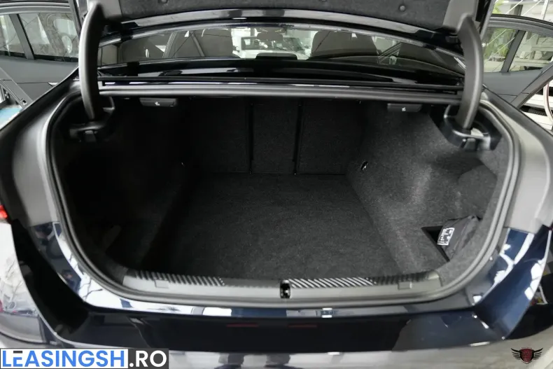 BMW 520i (Seria 5) din 2025 cu 11.855 km - oferta BMW208387 - foto 26