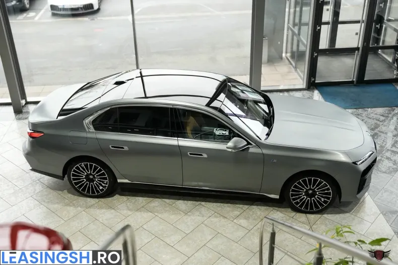 BMW 740d (Seria 7) din 2025 cu 22.655 km - oferta BMW208388 - foto 6