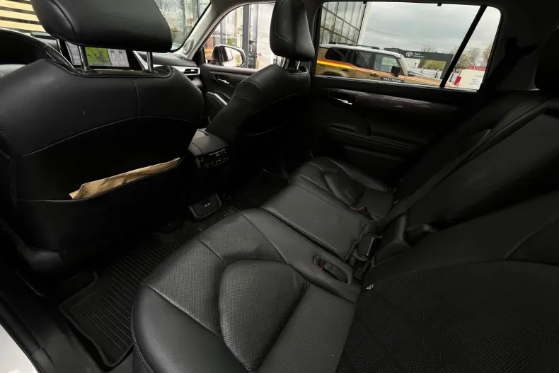 Toyota Highlander din 2022 cu 76.106 km - oferta TOY208390 - foto 28