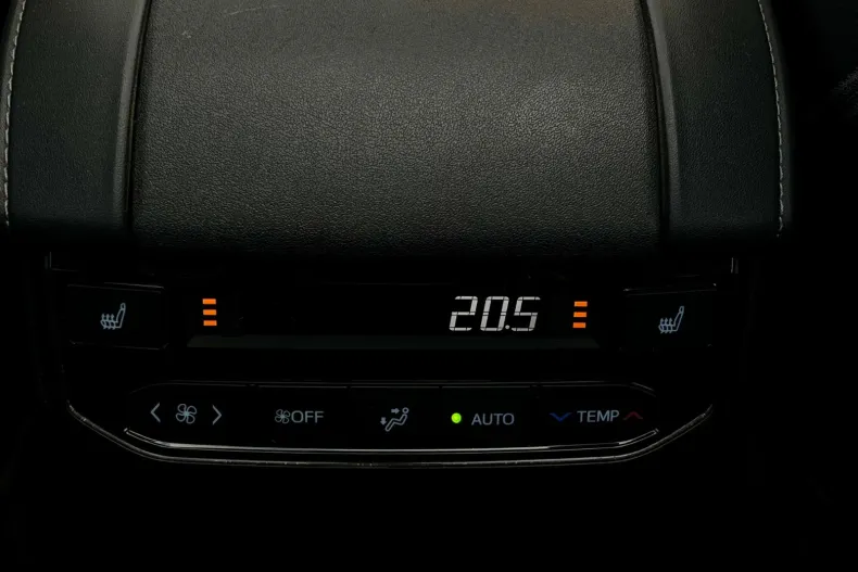 Toyota Highlander din 2022 cu 76.106 km - oferta TOY208390 - foto 29