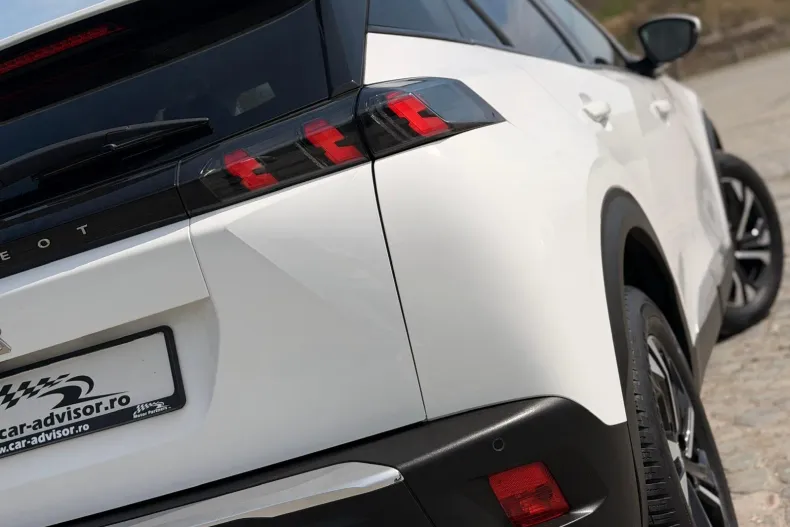 Peugeot 2008 din 2021 cu 133.000 km - oferta PEU208393 - foto 13