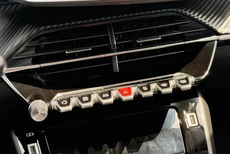 Peugeot 2008 din 2021 cu 133.000 km - oferta PEU208393 - foto 30