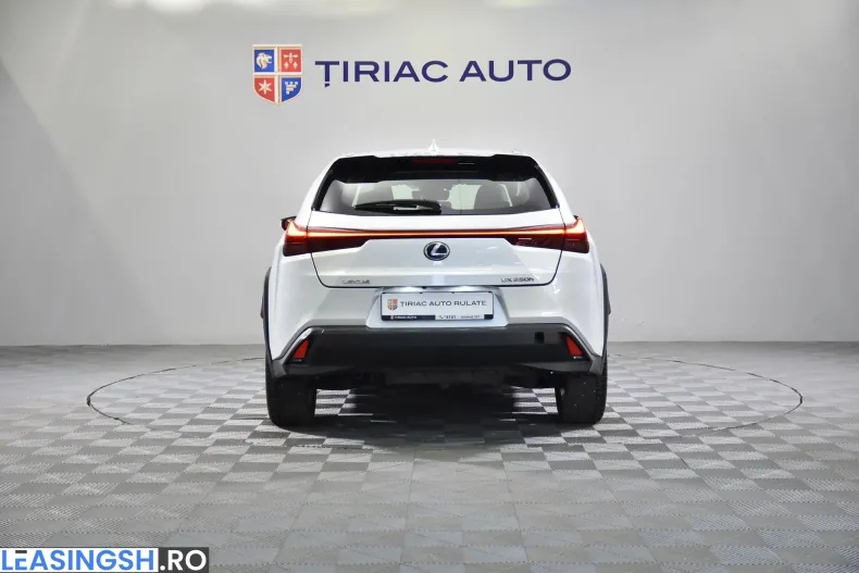 Lexus UX din 2021 cu 37.439 km - oferta LEX208395 - foto 4