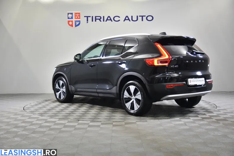 Volvo XC40 din 2022 cu 104.198 km - oferta VOL208396 - foto 3