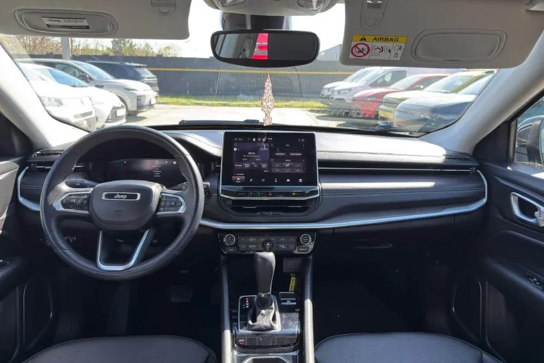 Jeep Compass din 2024 cu 53.796 km - oferta JEE208399 - foto 9