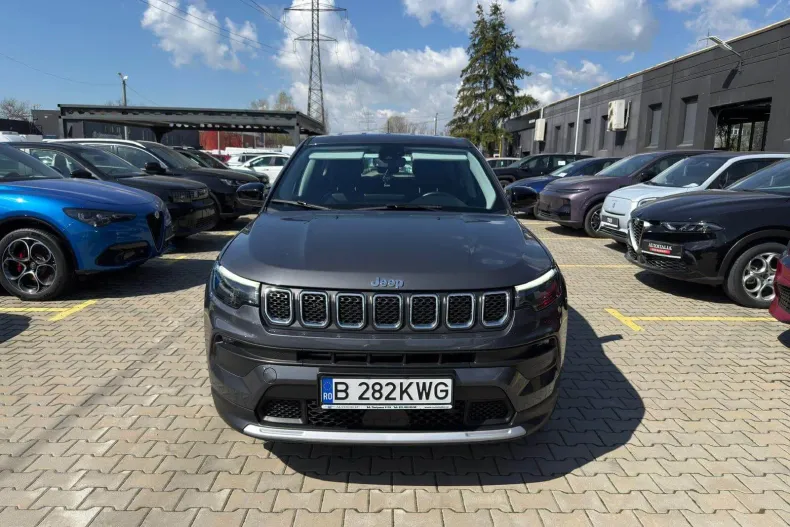 Jeep Compass din 2024 cu 40.830 km - oferta JEE208400 - foto 2