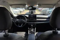 Jeep Compass din 2024 cu 40.830 km - oferta JEE208400 - foto 4