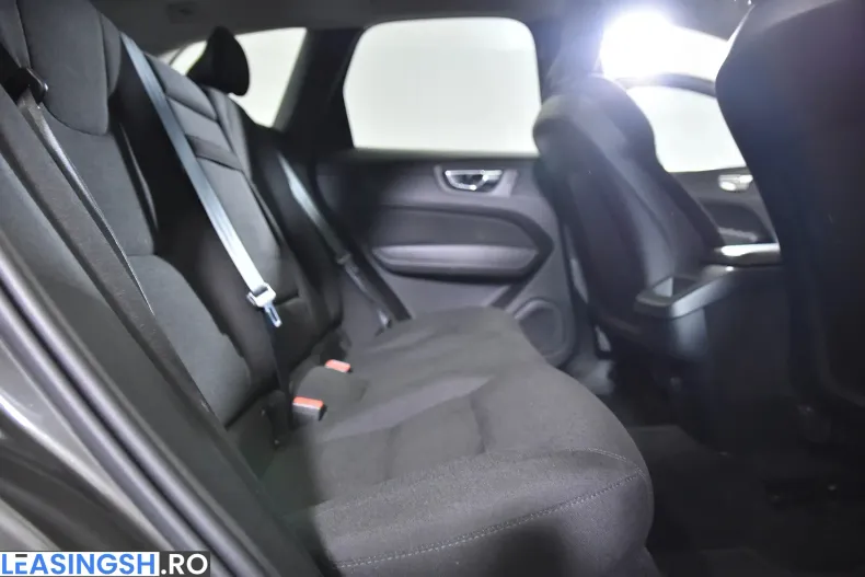 Volvo XC60 din 2020 cu 136.004 km - oferta VOL208412 - foto 12