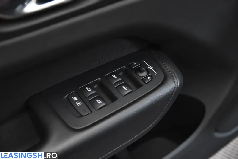 Volvo XC60 din 2020 cu 136.004 km - oferta VOL208412 - foto 14