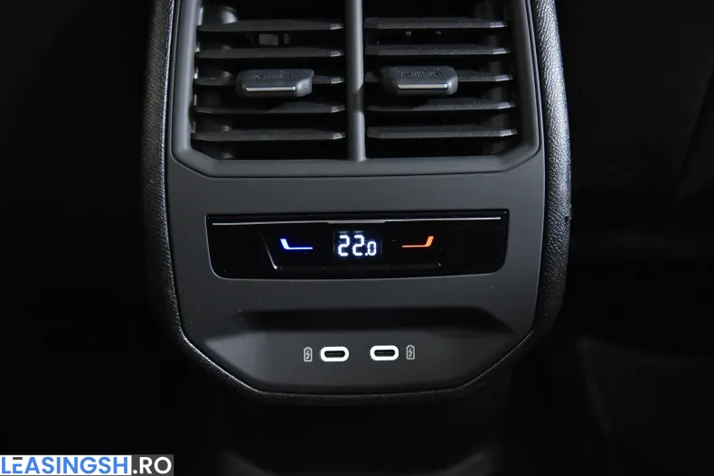 Seat Leon din 2022 cu 53.861 km - oferta SEA208415 - foto 19