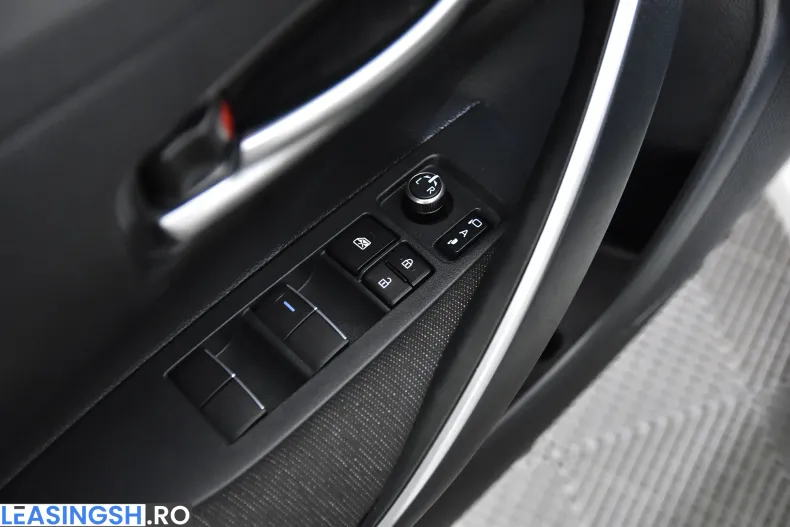 Toyota Corolla din 2025 cu 18.991 km - oferta TOY208418 - foto 14