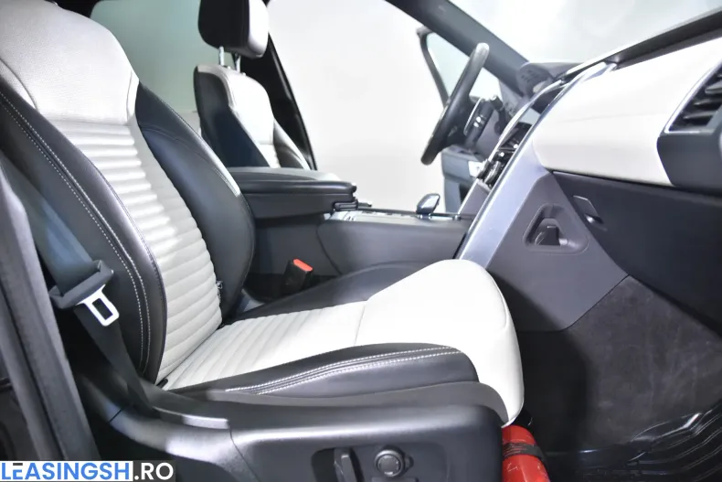 Land Rover Discovery din 2020 cu 79.357 km - oferta LAN208419 - foto 11