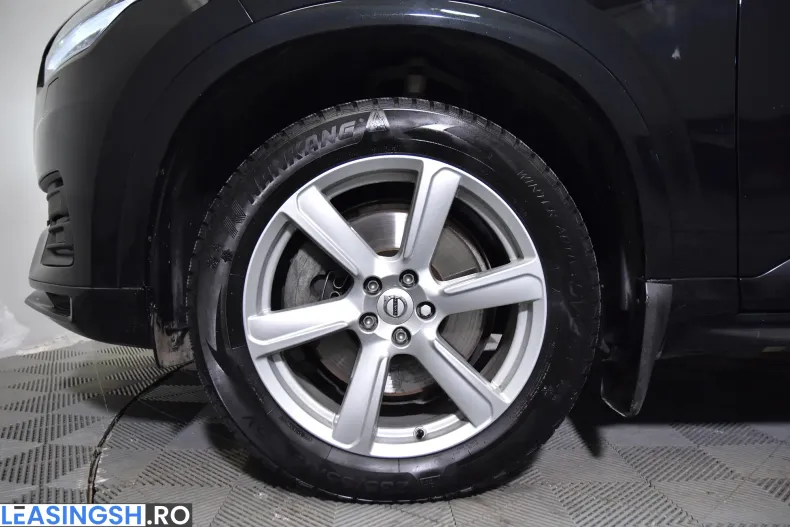 Volvo XC90 din 2022 cu 81.592 km - oferta VOL208421 - foto 13