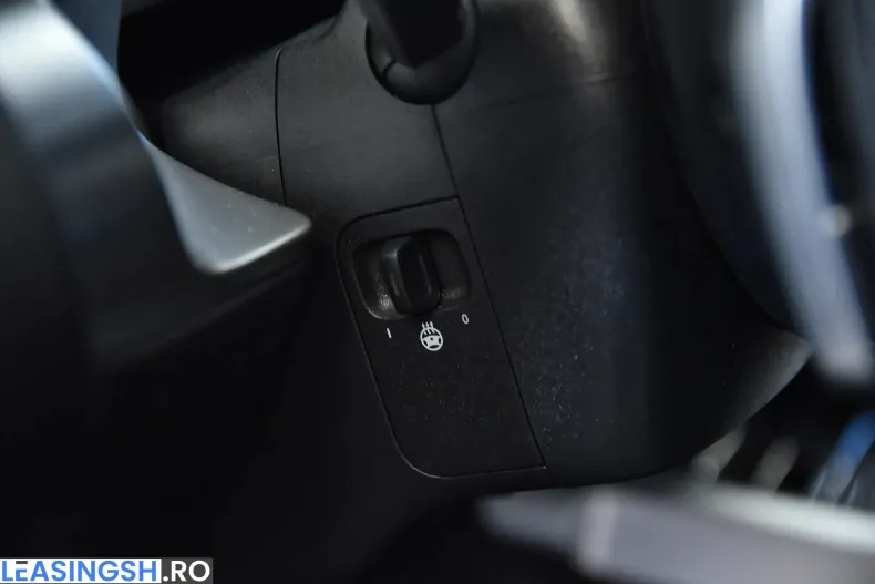 Mercedes-Benz GLB din 2025 cu 14.691 km - oferta MER208431 - foto 17