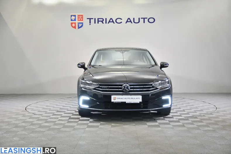 Volkswagen Passat din 2022 cu 65.517 km - oferta VOL208438 - foto 8