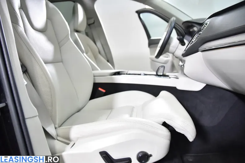 Volvo XC90 din 2023 cu 74.239 km - oferta VOL208442 - foto 11