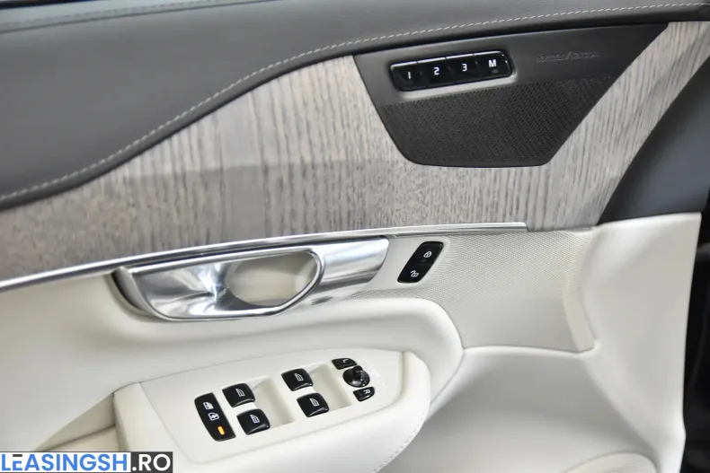 Volvo XC90 din 2023 cu 74.239 km - oferta VOL208442 - foto 15
