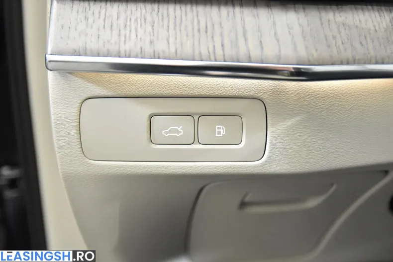 Volvo XC90 din 2023 cu 74.239 km - oferta VOL208442 - foto 16