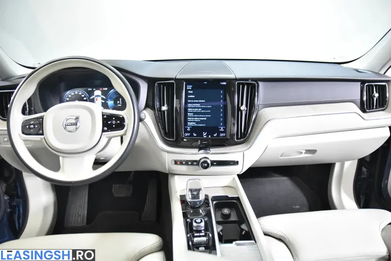 Volvo XC60 din 2021 cu 79.753 km - oferta VOL208449 - foto 9