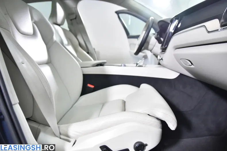 Volvo XC60 din 2021 cu 79.753 km - oferta VOL208449 - foto 11