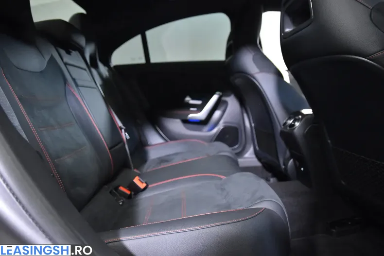 Mercedes-Benz CLA 250 (Clasa CLA) din 2024 cu 11.406 km - oferta MER208451 - foto 12