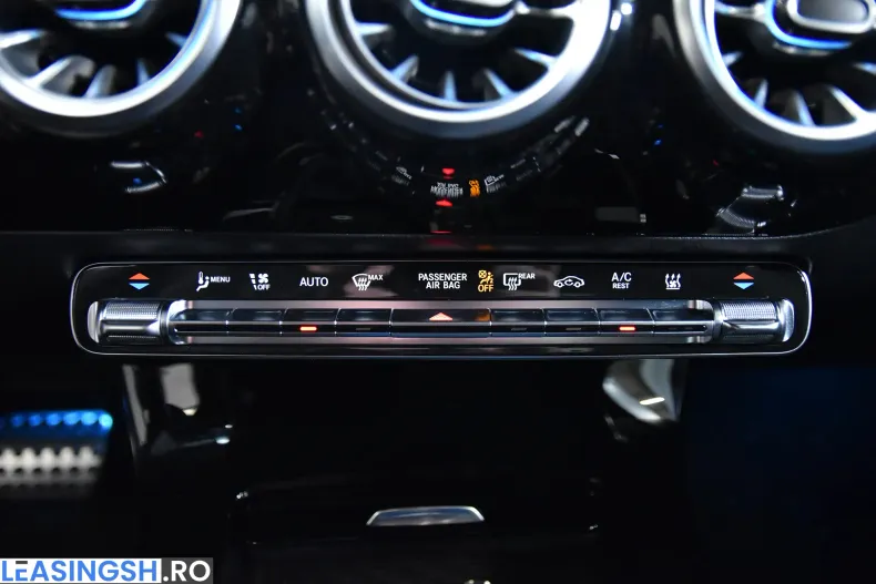 Mercedes-Benz CLA 250 (Clasa CLA) din 2024 cu 11.406 km - oferta MER208451 - foto 18