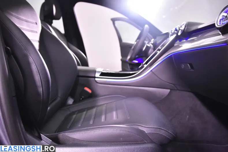 Mercedes-Benz C 43 AMG (Clasa C) din 2024 cu 20.406 km - oferta MER208455 - foto 11