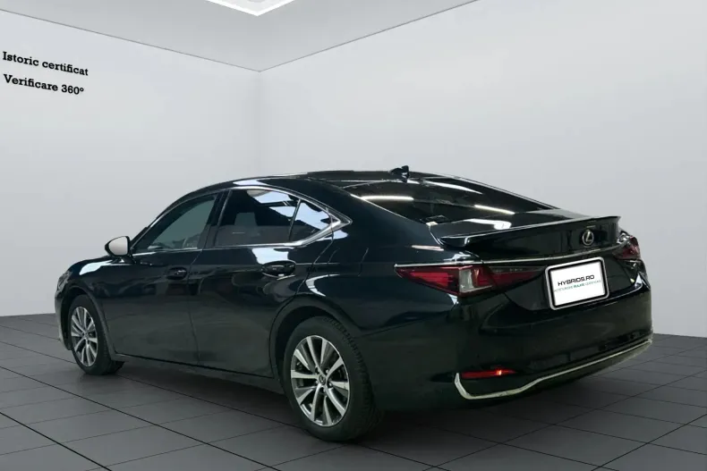 Lexus Seria ES din 2021 cu 164.278 km - oferta LEX208468 - foto 4
