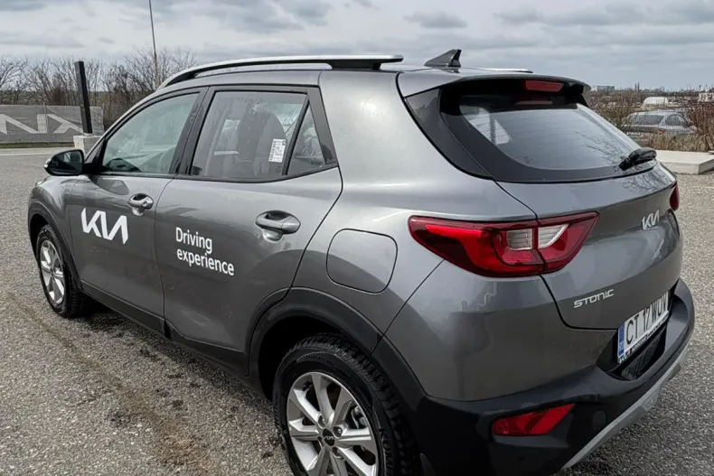 Kia Stonic din 2025 cu 60 km - oferta KIA208474 - foto 5