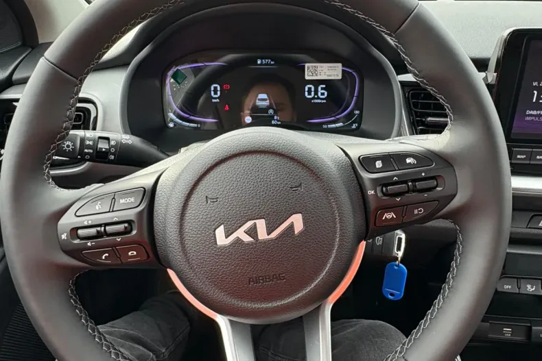 Kia Stonic din 2025 cu 60 km - oferta KIA208474 - foto 11