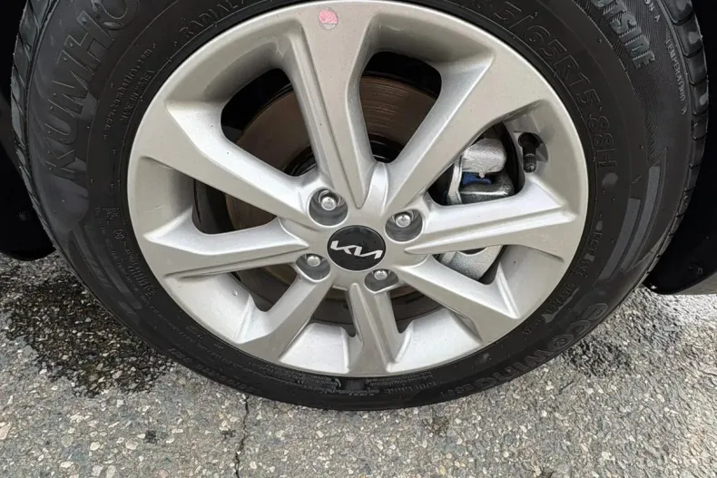 Kia Stonic din 2025 cu 60 km - oferta KIA208474 - foto 18