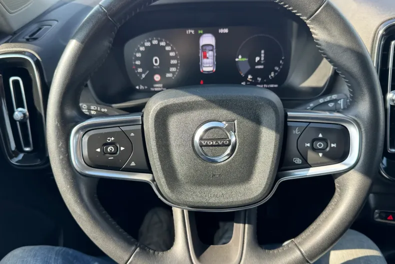 Volvo XC40 din 2021 cu 144.660 km - oferta VOL208479 - foto 13