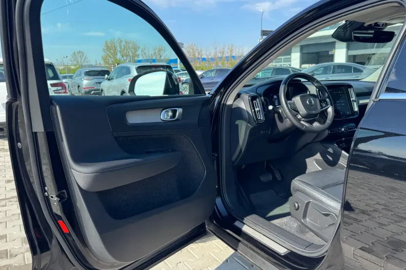 Volvo XC40 din 2021 cu 144.660 km - oferta VOL208479 - foto 16