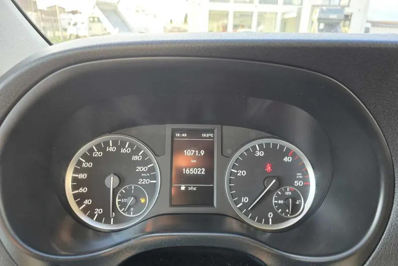 Mercedes-Benz Vito din 2019 cu 165.022 km - oferta MER208483 - foto 10