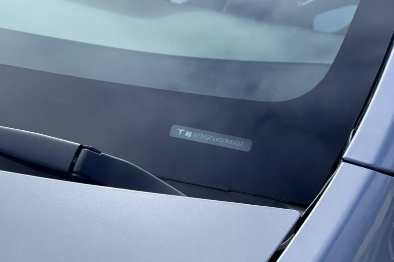 Tesla Model Y din 2023 cu 41.906 km - oferta TES208484 - foto 9