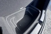 Tesla Model Y din 2023 cu 41.906 km - oferta TES208484 - foto 37